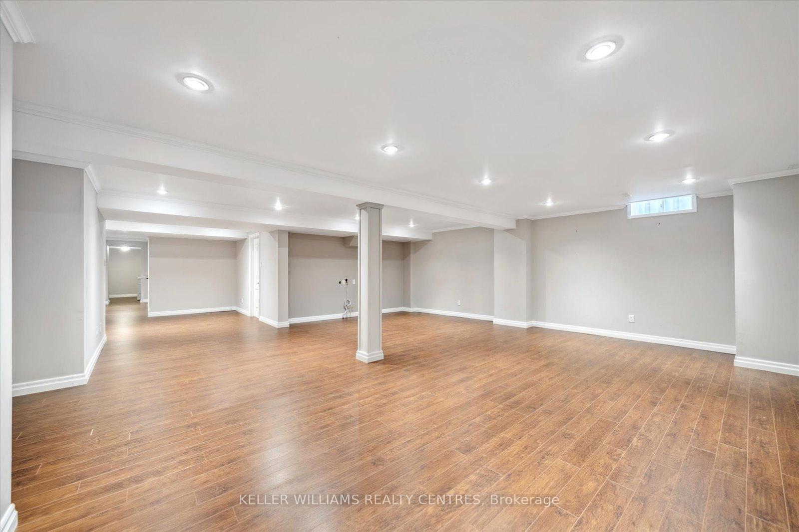 Photo 36 of 214 Tonner Crescent, Aurora, Bayview Northeast — HOMEH