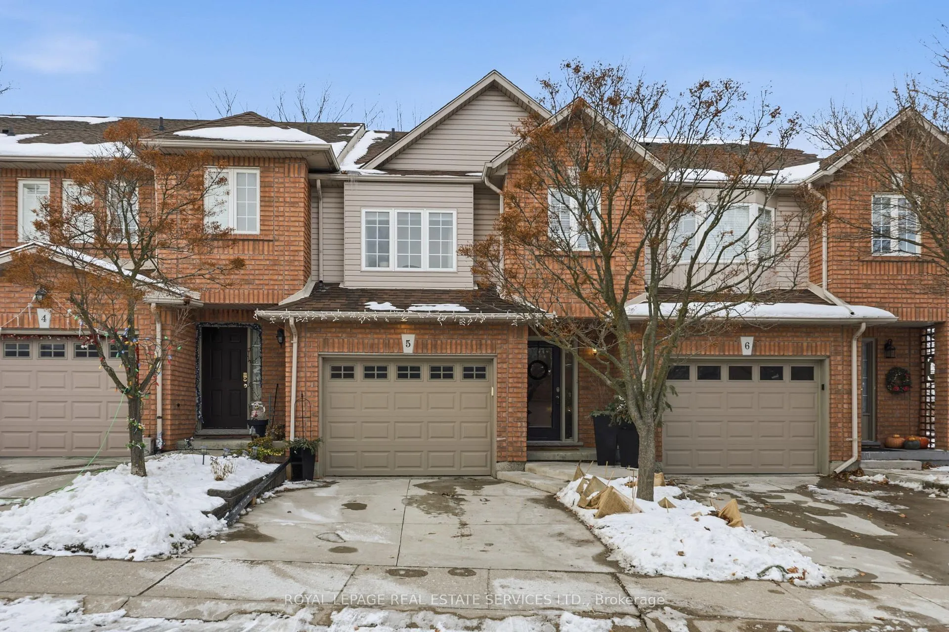 Photo 2 of Unit 5, 348 Highland Road W, Hamilton, Stoney Creek Mountain — HOMEH