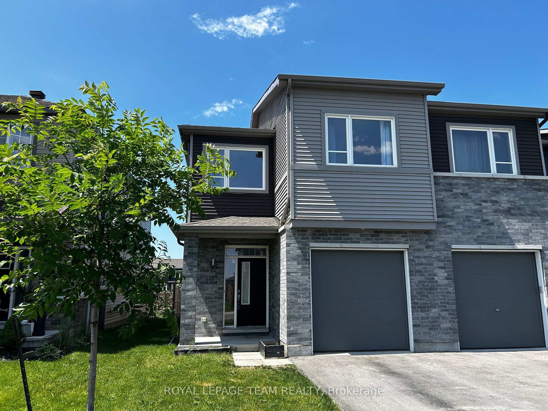 Front of 72 Riddell Street