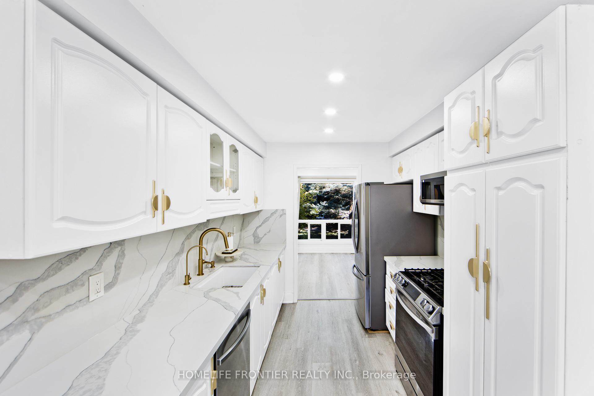 Photo 5 of 9 Lancewood Crescent, Brampton, Queen Street Corridor — HOMEH