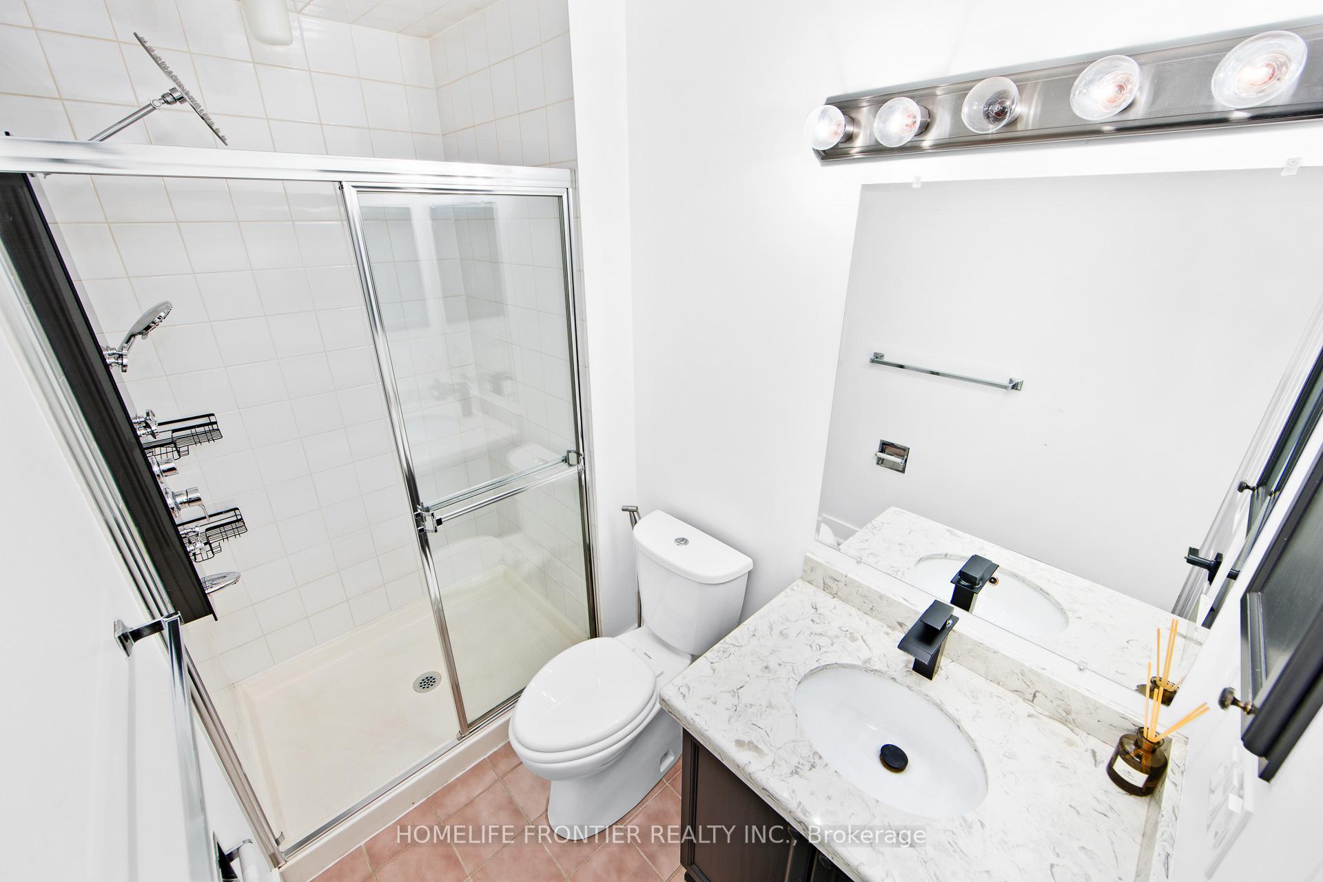 Photo 15 of 9 Lancewood Crescent, Brampton, Queen Street Corridor — HOMEH