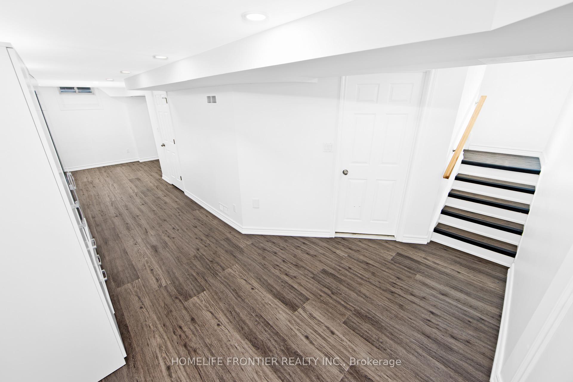 Photo 16 of 9 Lancewood Crescent, Brampton, Queen Street Corridor — HOMEH