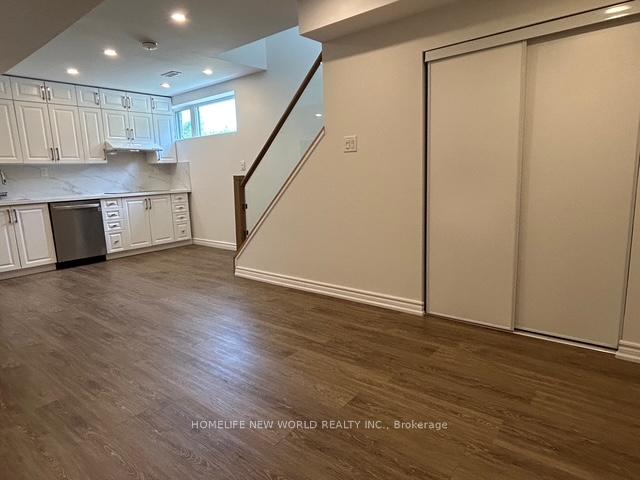 Photo 16 of Unit Main & Bsmt, 1683 Bur Oak Avenue, Markham, Wismer — HOMEH