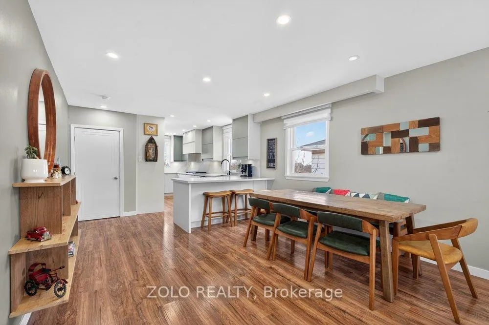 Photo 12 of 20 Bridesburg Drive, Etobicoke, Kingsview Village-The Westway — HOMEH