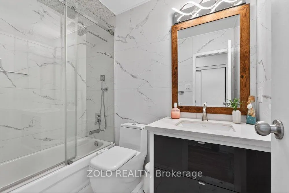 Photo 13 of 20 Bridesburg Drive, Etobicoke, Kingsview Village-The Westway — HOMEH