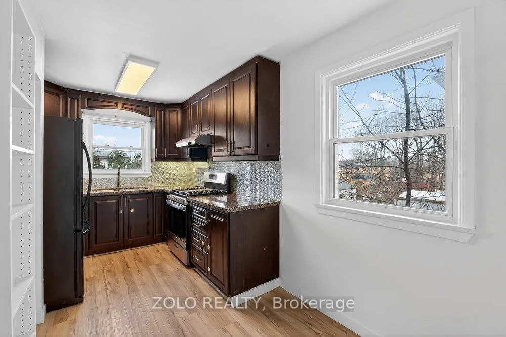 Photo 22 of 20 Bridesburg Drive, Etobicoke, Kingsview Village-The Westway — HOMEH
