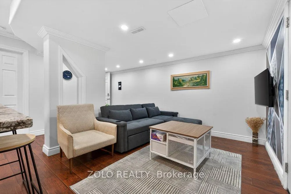 Photo 37 of 20 Bridesburg Drive, Etobicoke, Kingsview Village-The Westway — HOMEH