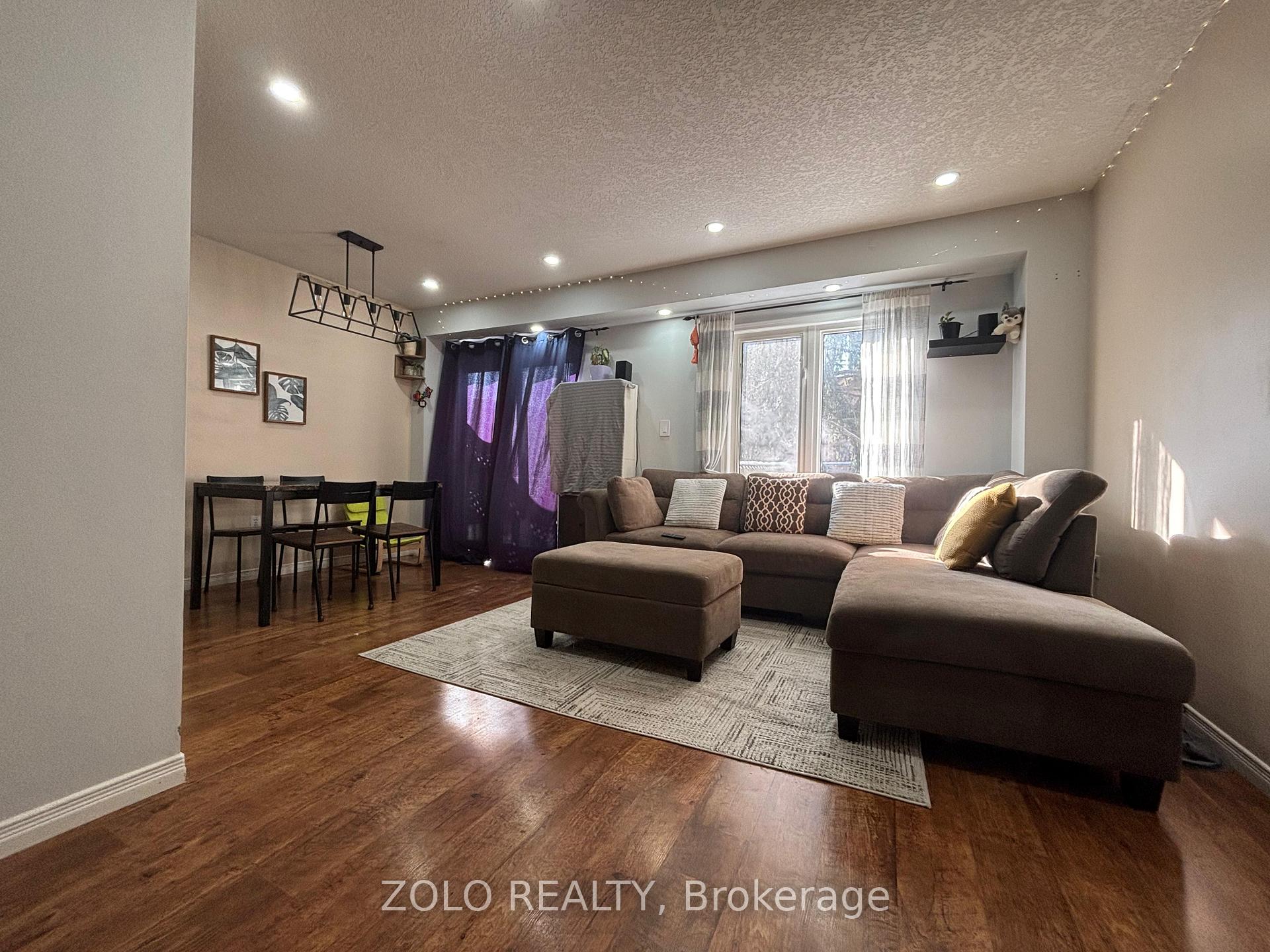 Photo 4 of Unit H52, 85 Bankside Drive, Kitchener — HOMEH