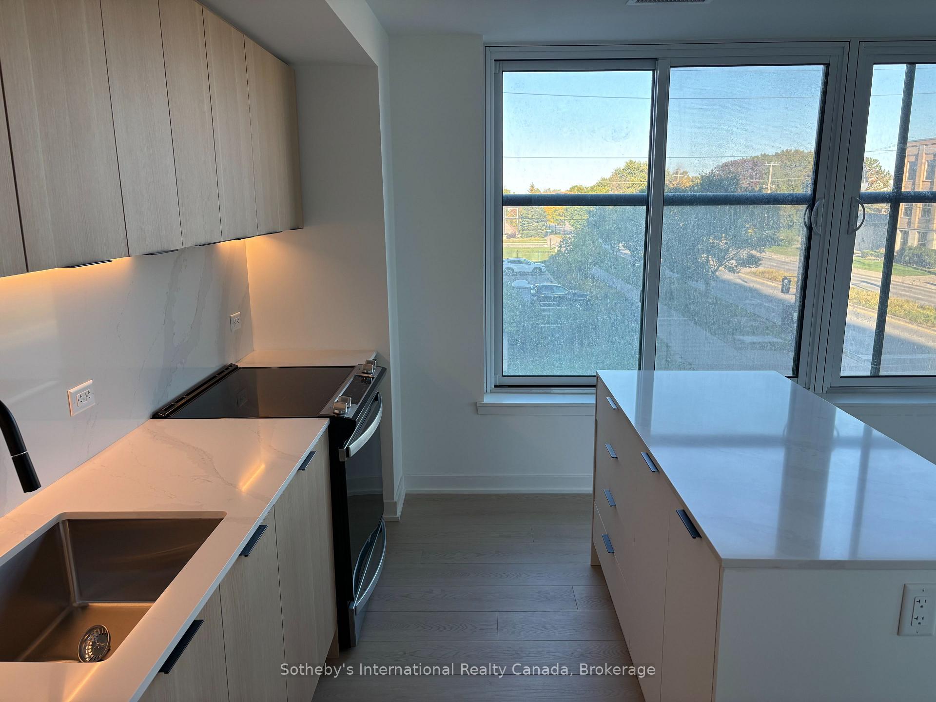 Photo 16 of Unit 206, 31 Huron Street, Collingwood — HOMEH
