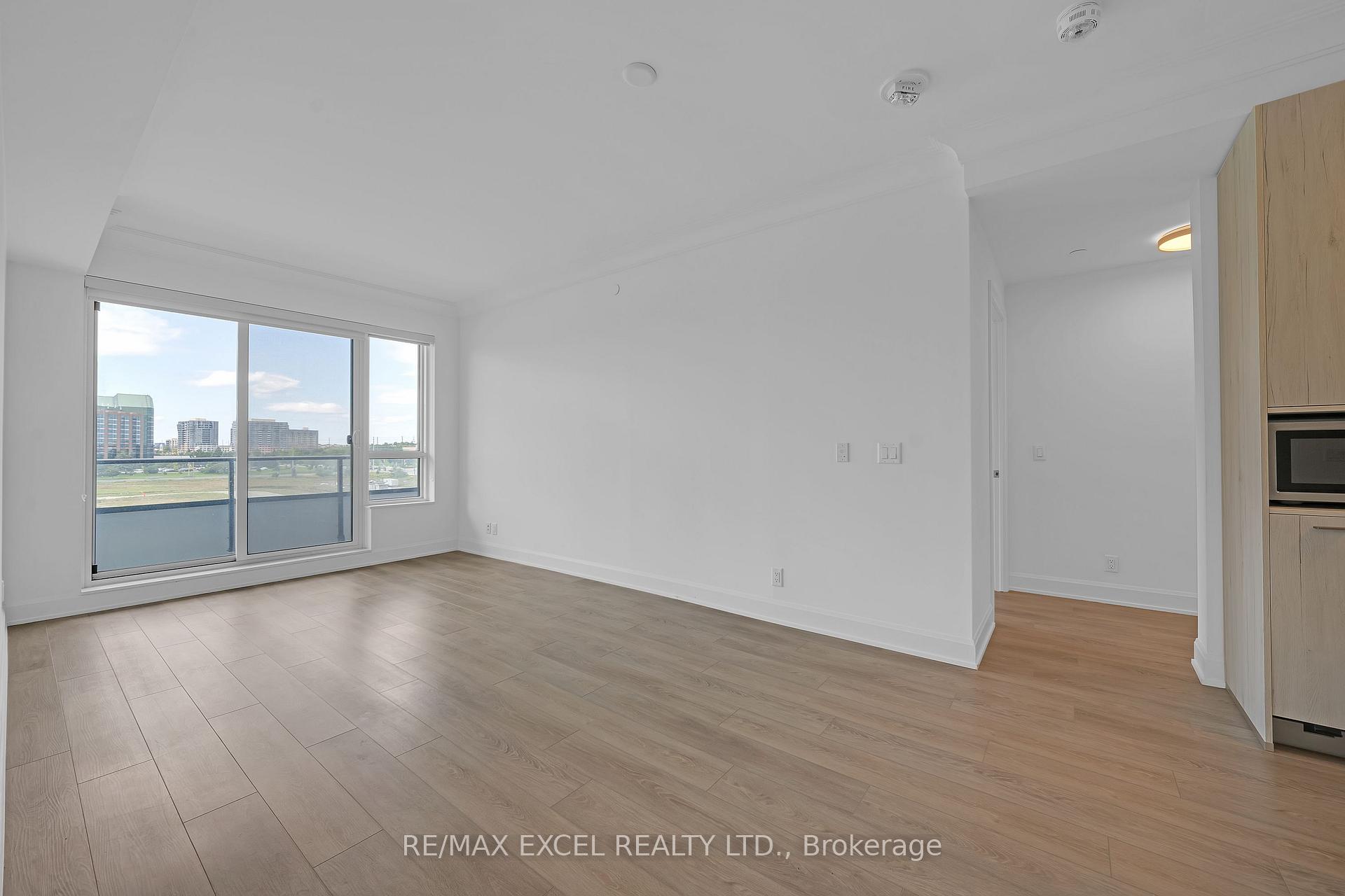 Photo 10 of Unit 607, 8 Water Walk Drive, Markham, Unionville — HOMEH