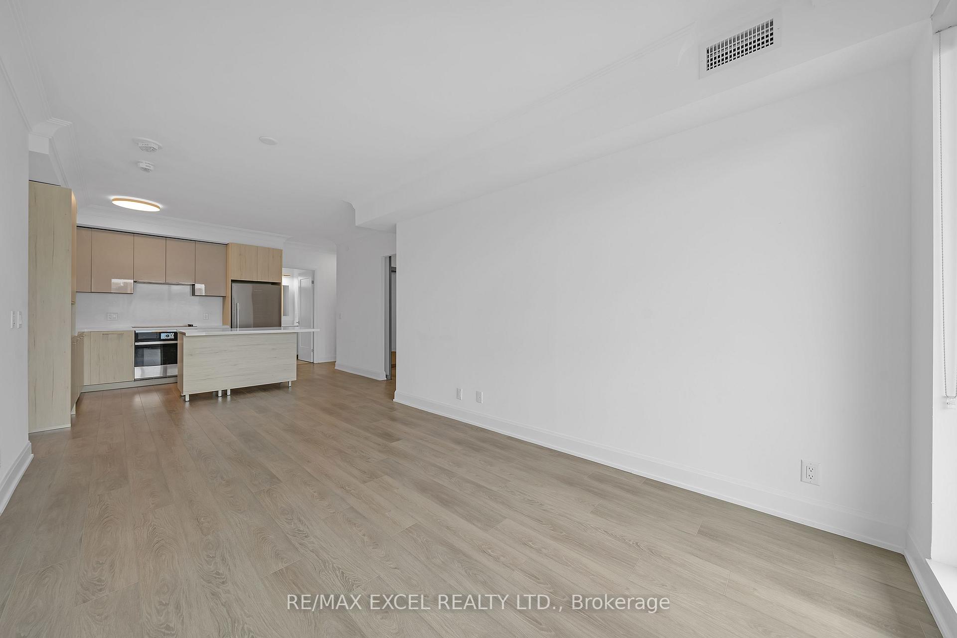 Photo 12 of Unit 607, 8 Water Walk Drive, Markham, Unionville — HOMEH