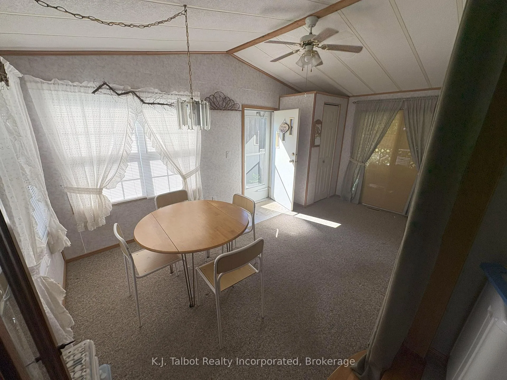 Photo 6 of 77719 Bluewater Hwy - 5 Starboard Street, Central Huron, Goderich Twp — HOMEH