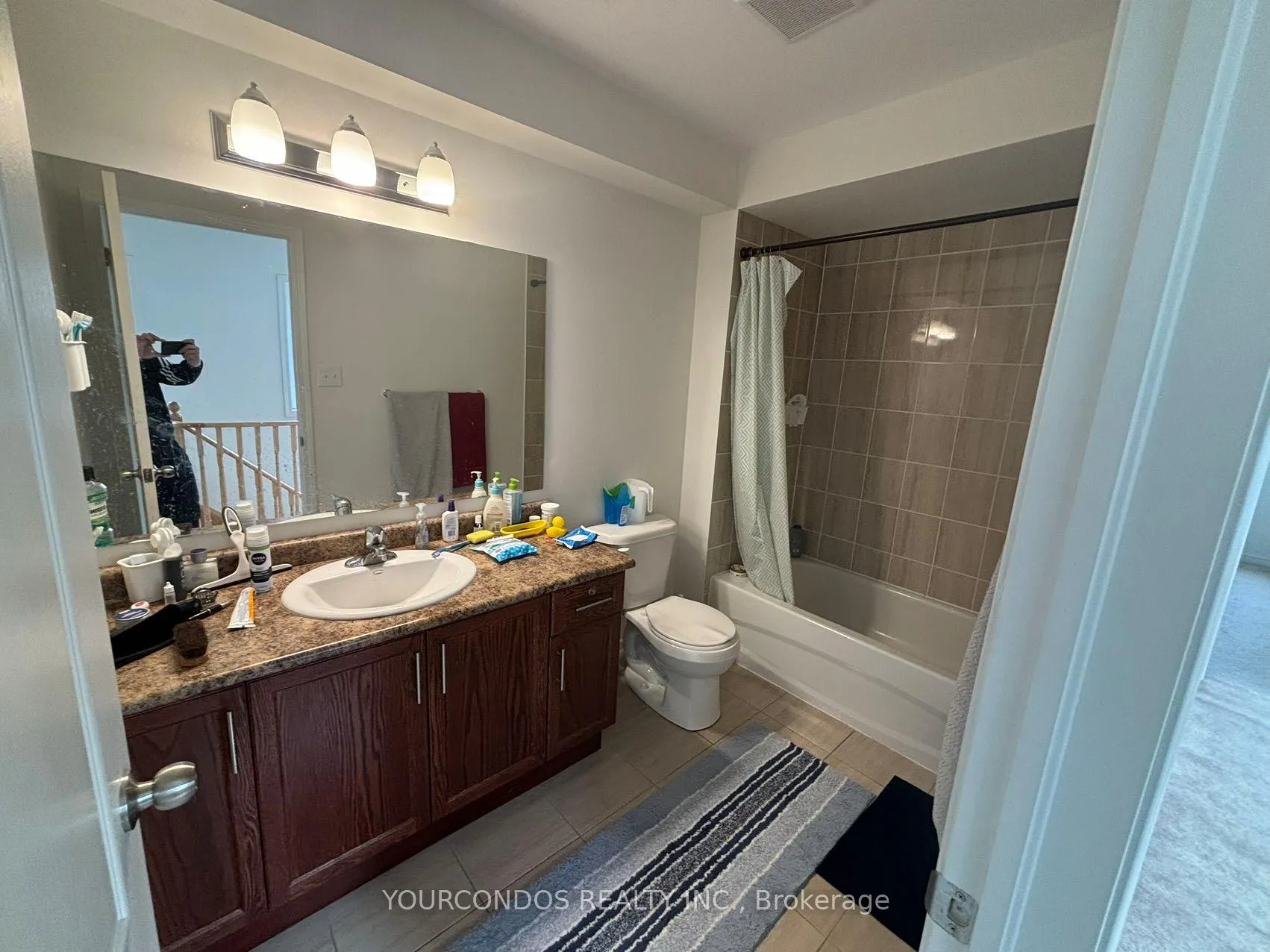 Photo 17 of 38 Filly Path, Oshawa, Windfields — HOMEH