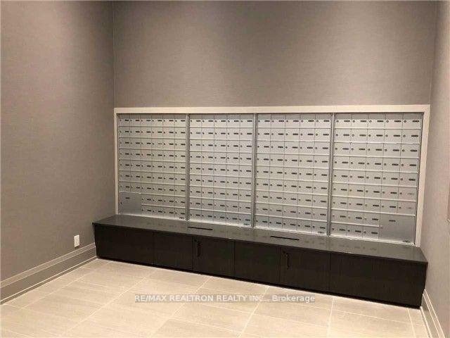Photo 11 of Unit 421, 555 William Graham Drive, Aurora, Rural Aurora — HOMEH
