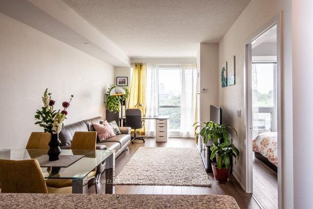 Photo 2 of Unit 704, 60 Berwick Avenue, Toronto, Yonge-Eglinton — HOMEH