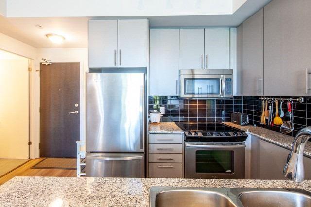 Photo 4 of Unit 704, 60 Berwick Avenue, Toronto, Yonge-Eglinton — HOMEH