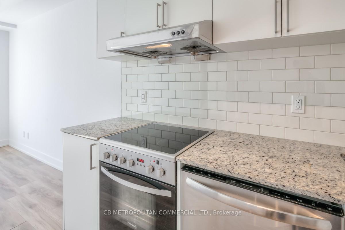 Photo 13 of Unit 309, 268 Buchanan Drive, Markham, Unionville — HOMEH