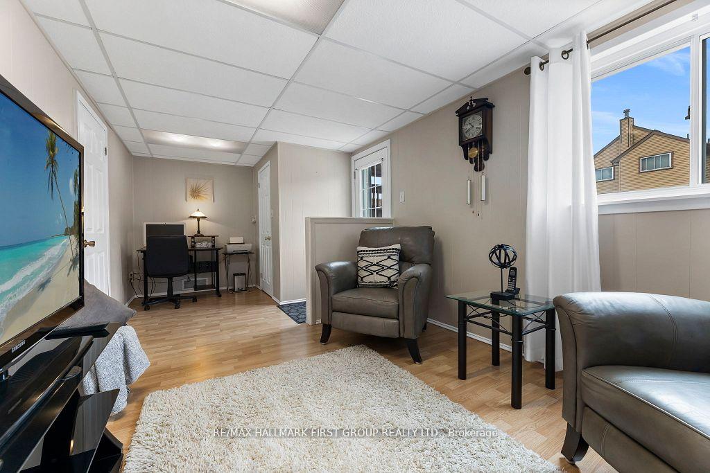 Photo 6 of 25 Cowling Crescent, Ajax, South East — HOMEH