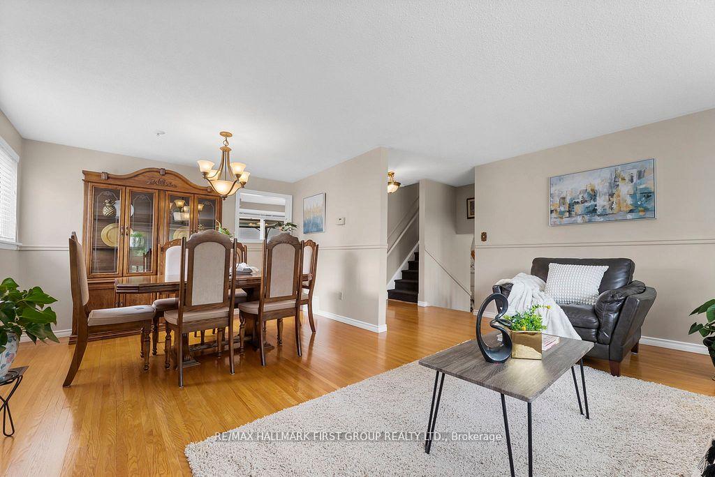 Photo 9 of 25 Cowling Crescent, Ajax, South East — HOMEH