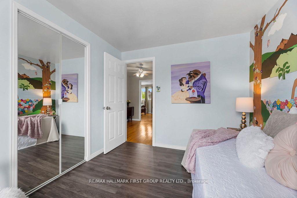 Photo 25 of 25 Cowling Crescent, Ajax, South East — HOMEH