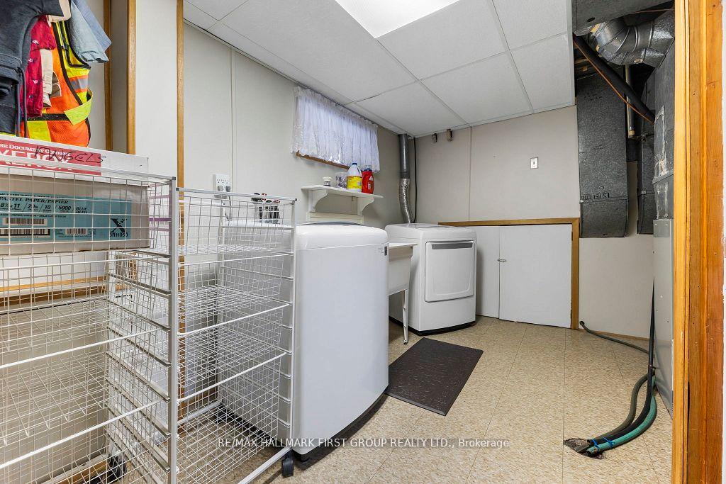 Photo 30 of 25 Cowling Crescent, Ajax, South East — HOMEH