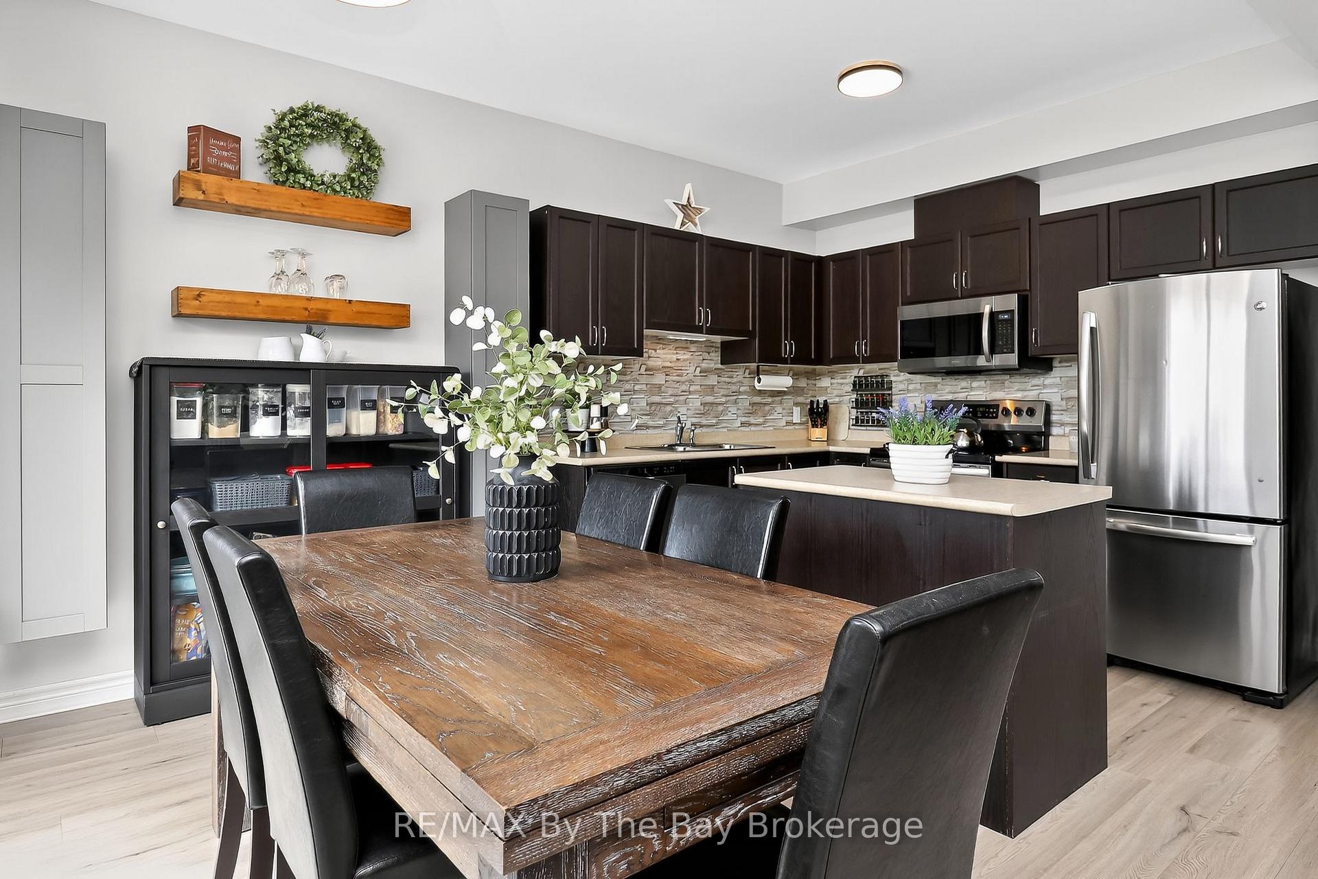 Photo 16 of 63 Robertson Street, Collingwood — HOMEH