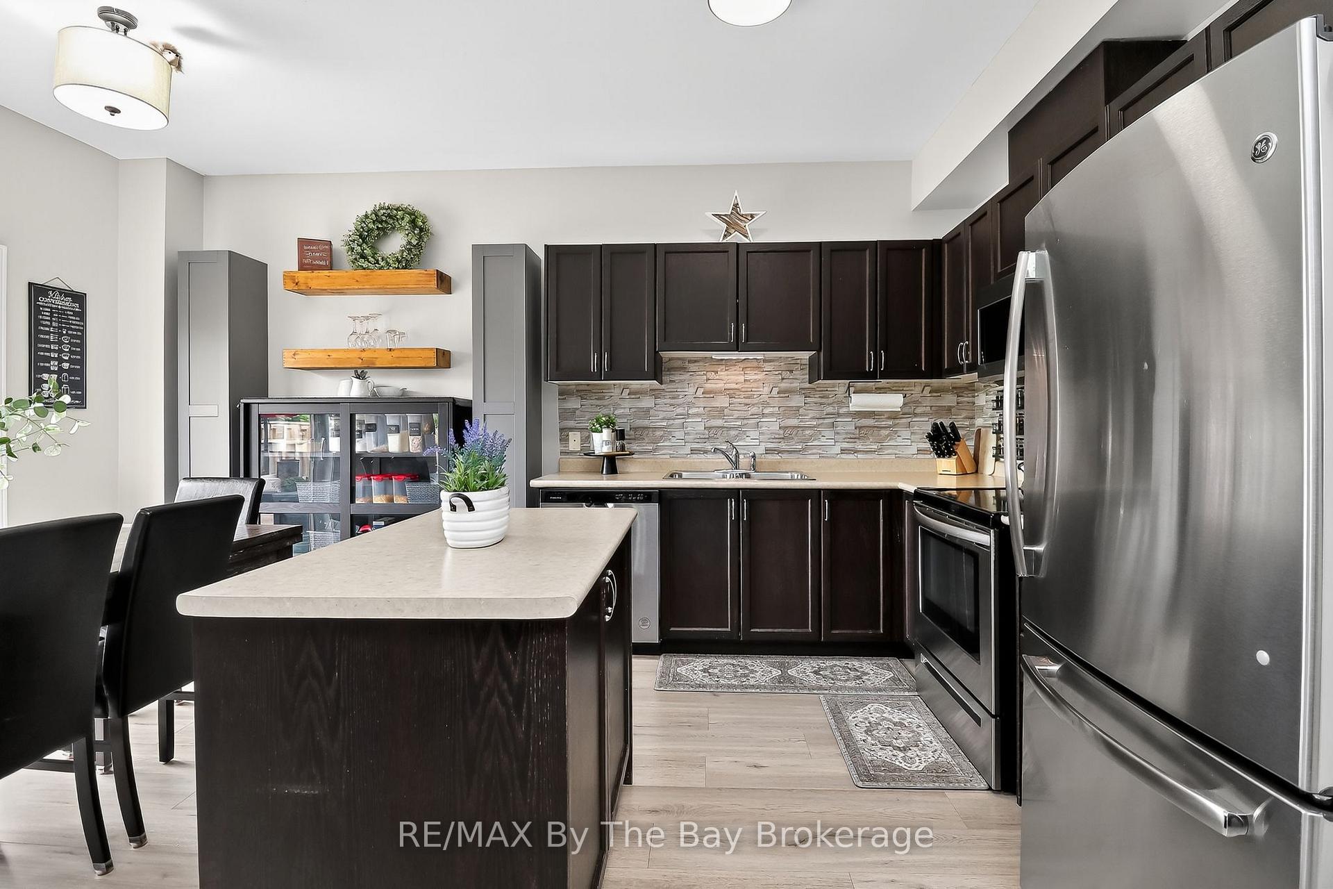 Photo 17 of 63 Robertson Street, Collingwood — HOMEH