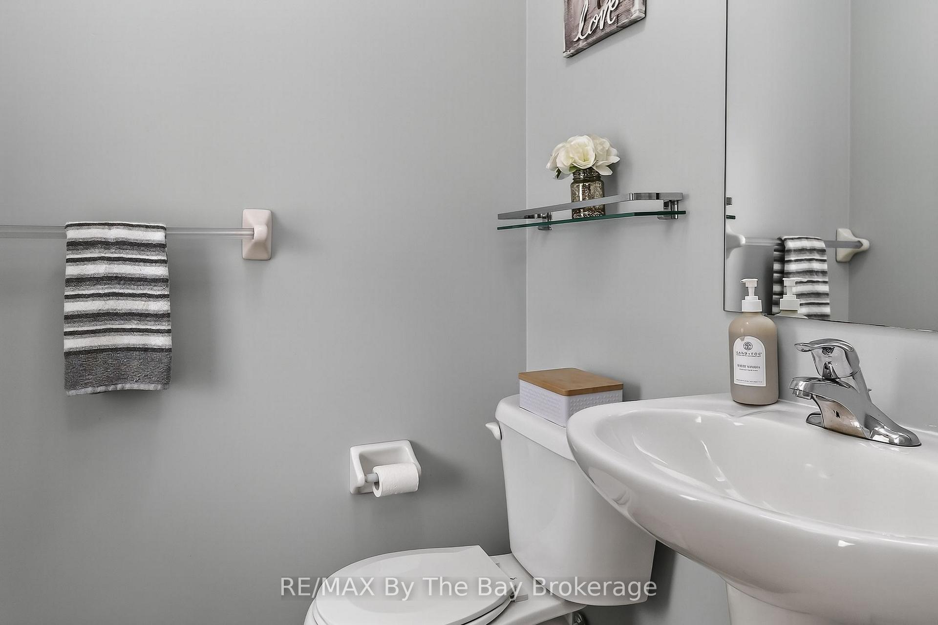 Photo 18 of 63 Robertson Street, Collingwood — HOMEH