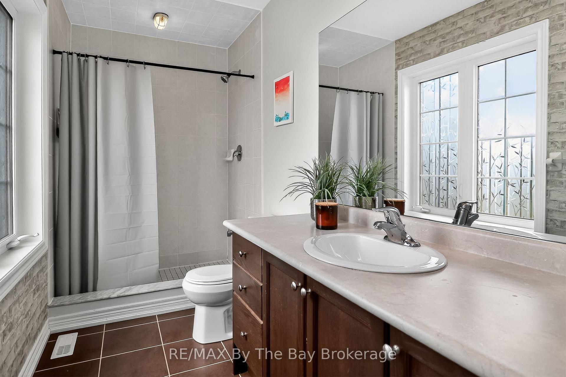 Photo 25 of 63 Robertson Street, Collingwood — HOMEH