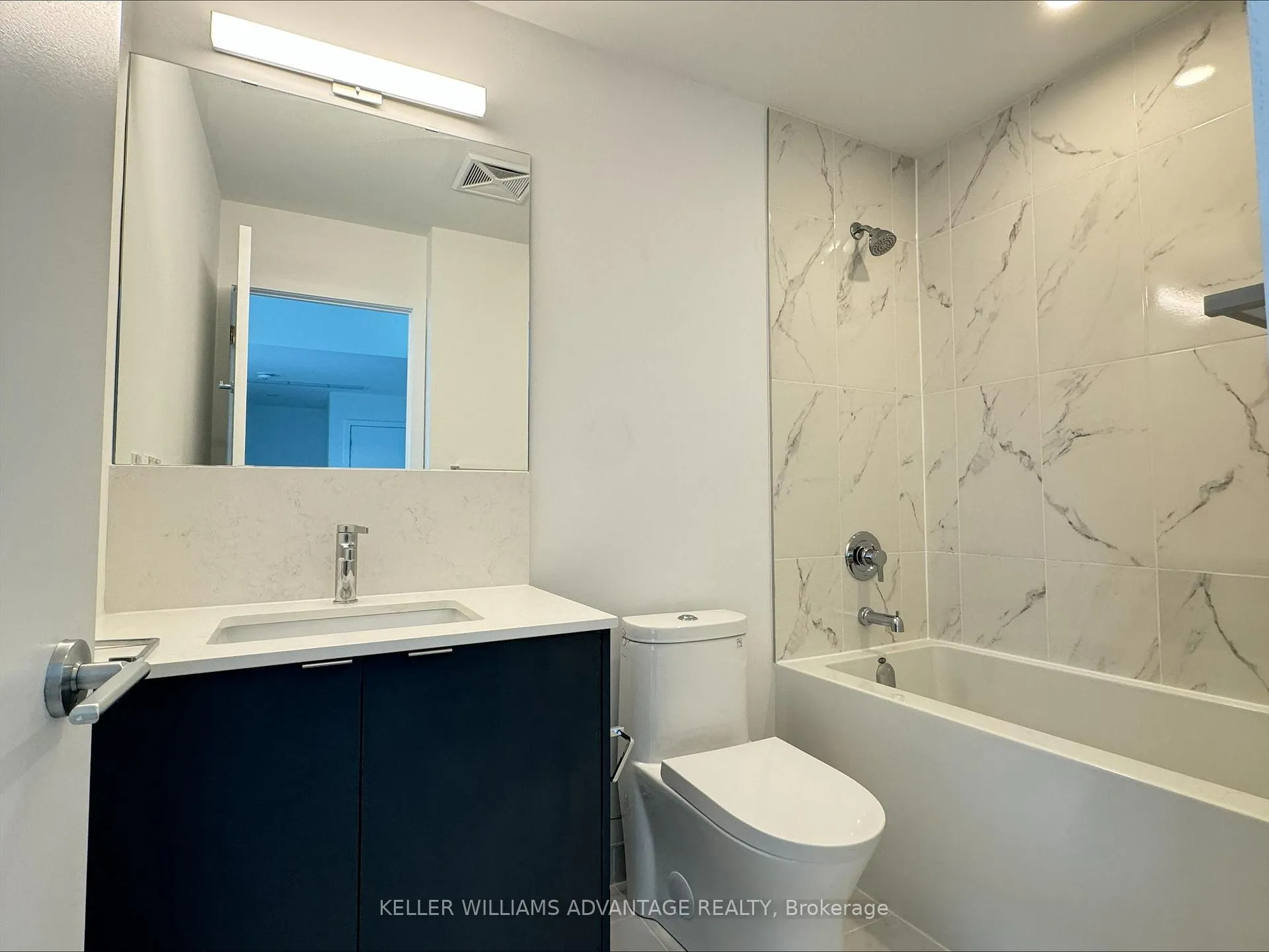 Photo 8 of Unit PH-511 B, 1604 Charles Street, Whitby, Port Whitby — HOMEH
