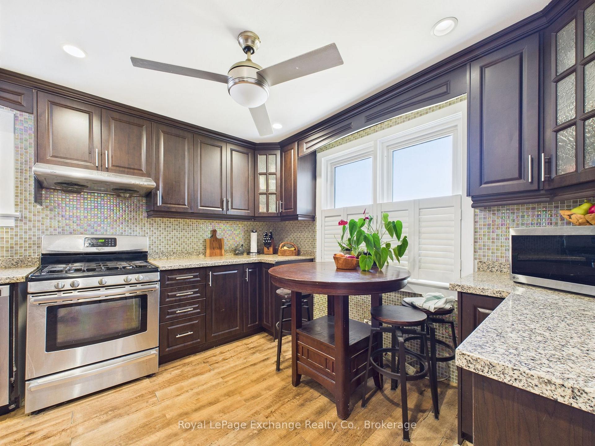 Photo 3 of 152 Bayfield Road, Goderich, Goderich (Town) — HOMEH