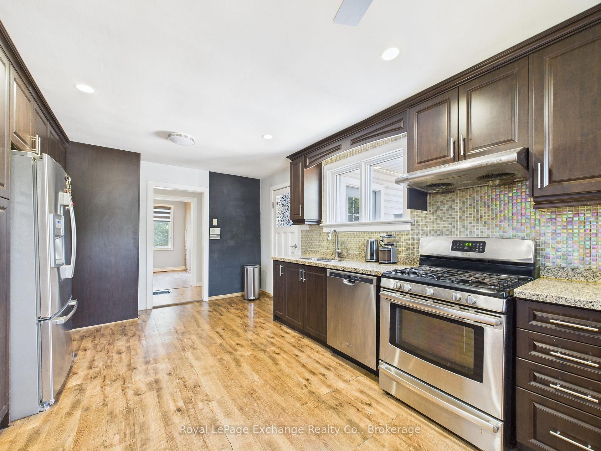 Photo 8 of 152 Bayfield Road, Goderich, Goderich (Town) — HOMEH
