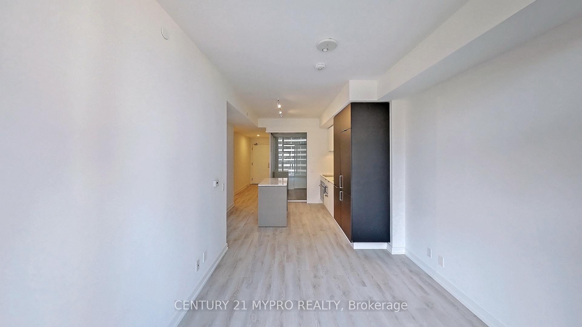 Photo 8 of Unit 1015, 33 Helendale Avenue, Toronto, Yonge-Eglinton — HOMEH