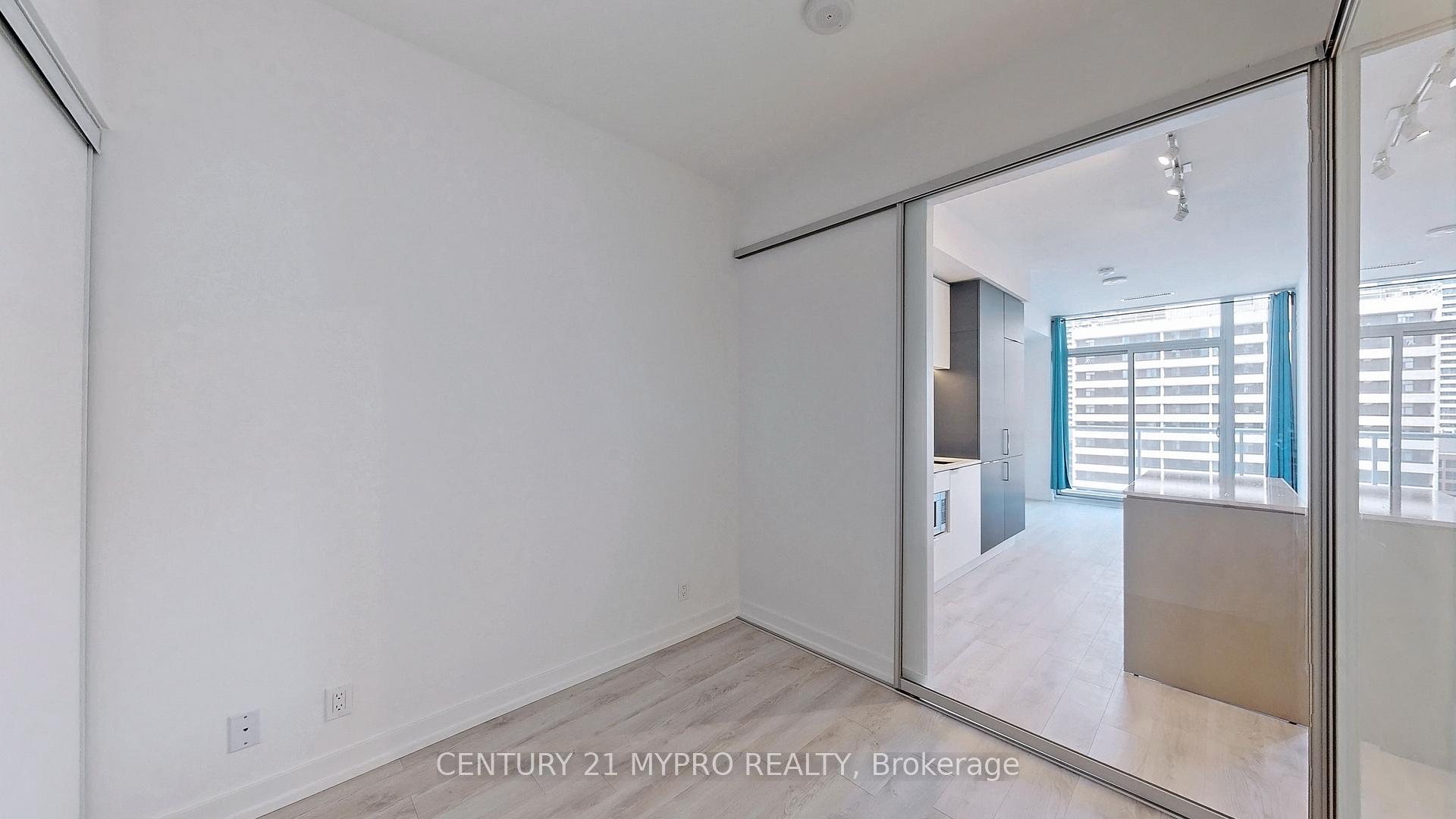 Photo 27 of Unit 1015, 33 Helendale Avenue, Toronto, Yonge-Eglinton — HOMEH