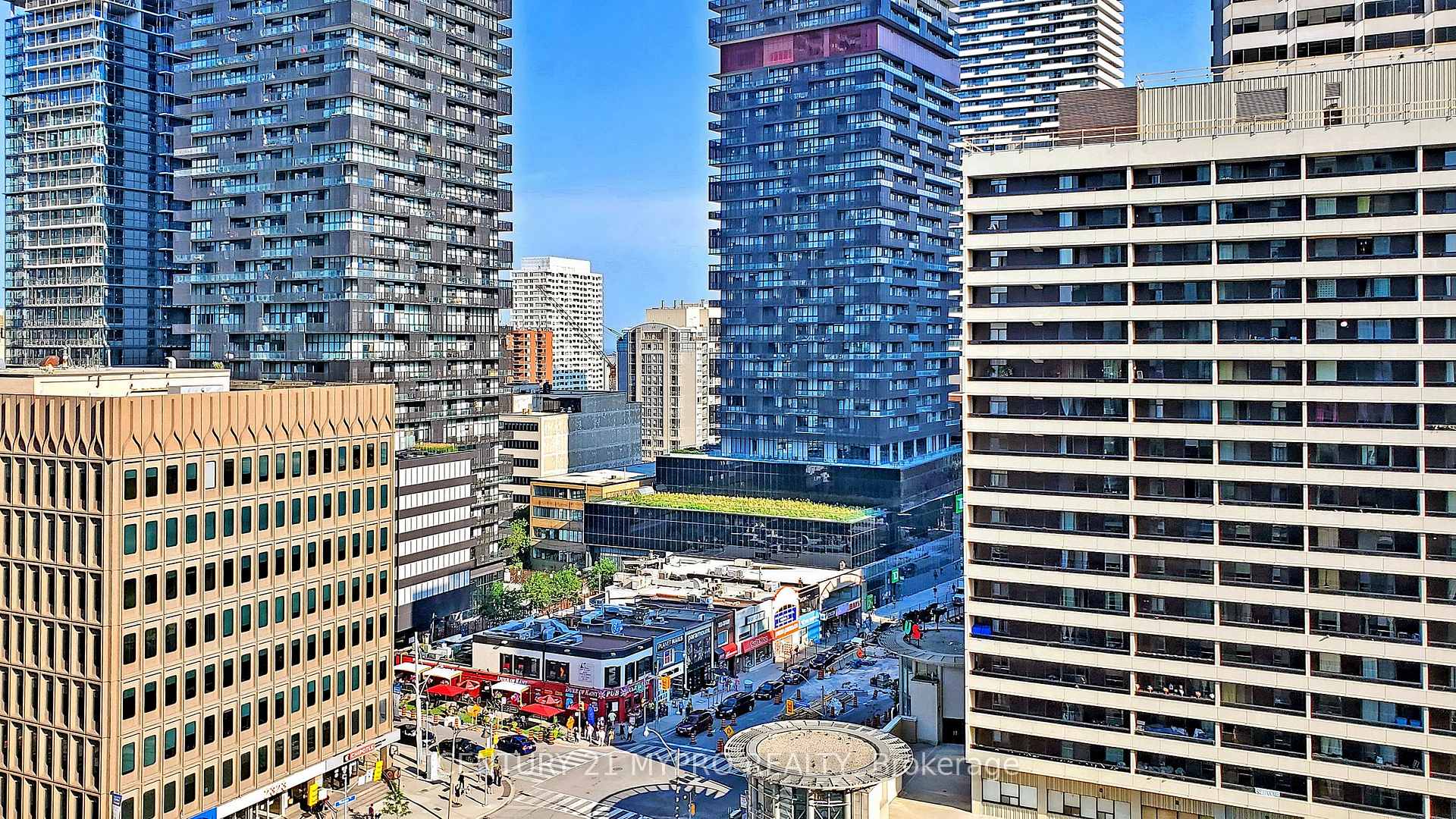 Photo 35 of Unit 1015, 33 Helendale Avenue, Toronto, Yonge-Eglinton — HOMEH