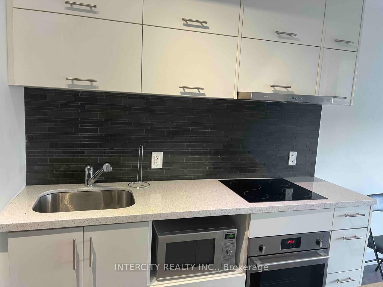 Photo 6 of Unit J1103, 8081 Birchmount Road, Markham, Unionville — HOMEH