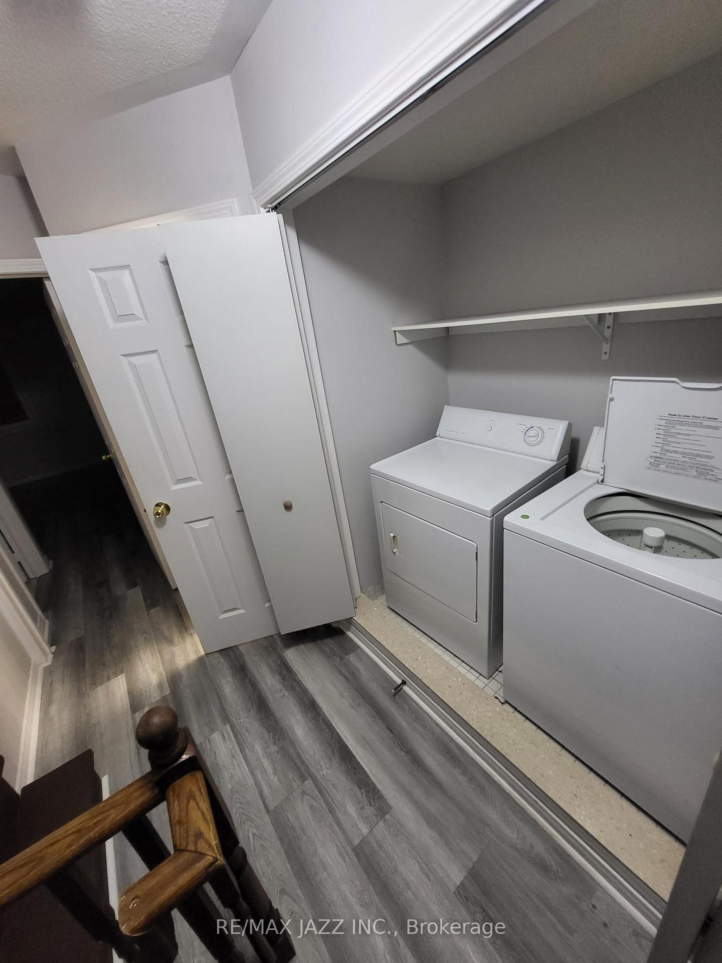 Photo 8 of 275 Monarch Avenue, Ajax, South West — HOMEH