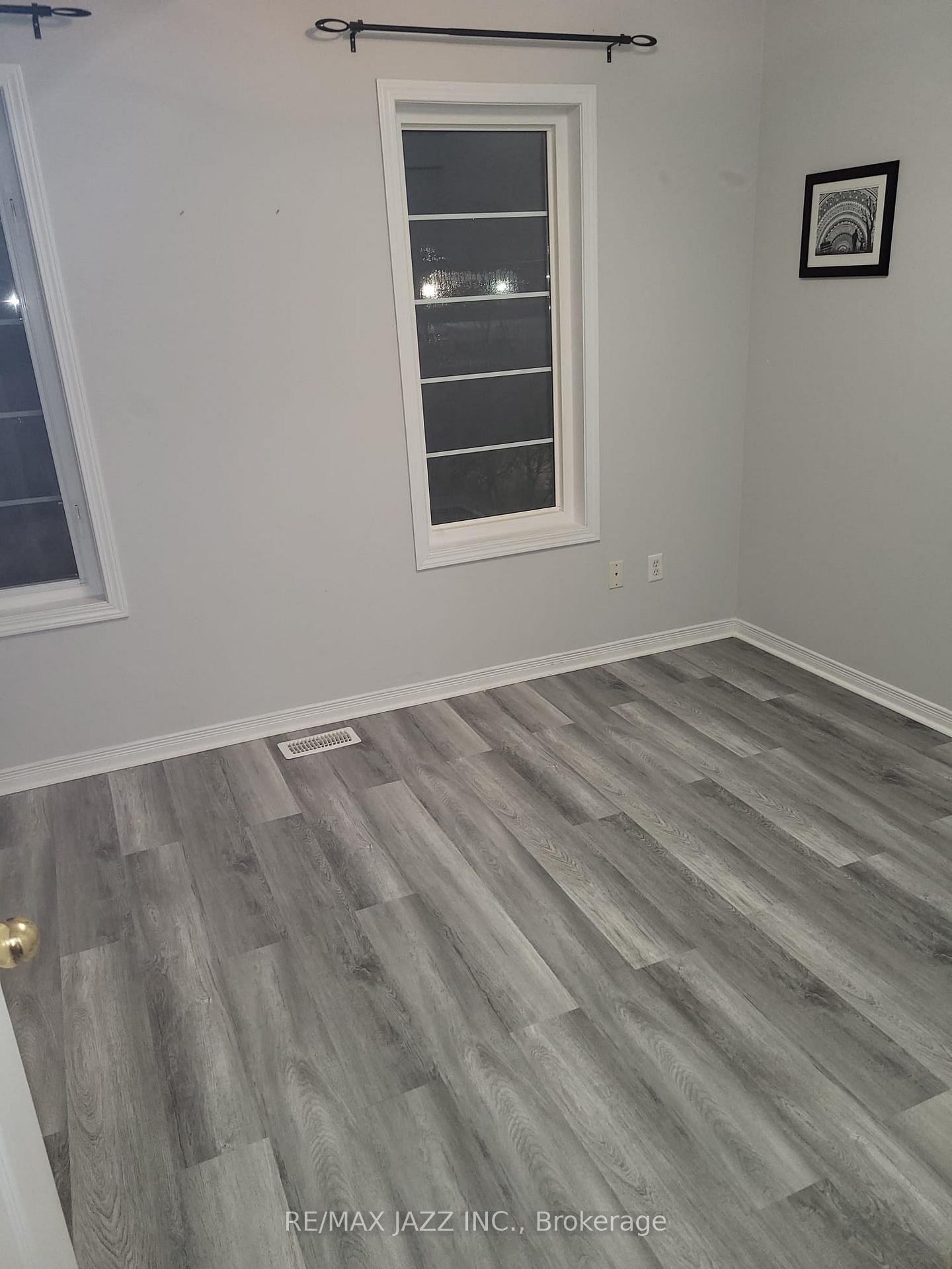 Photo 11 of 275 Monarch Avenue, Ajax, South West — HOMEH