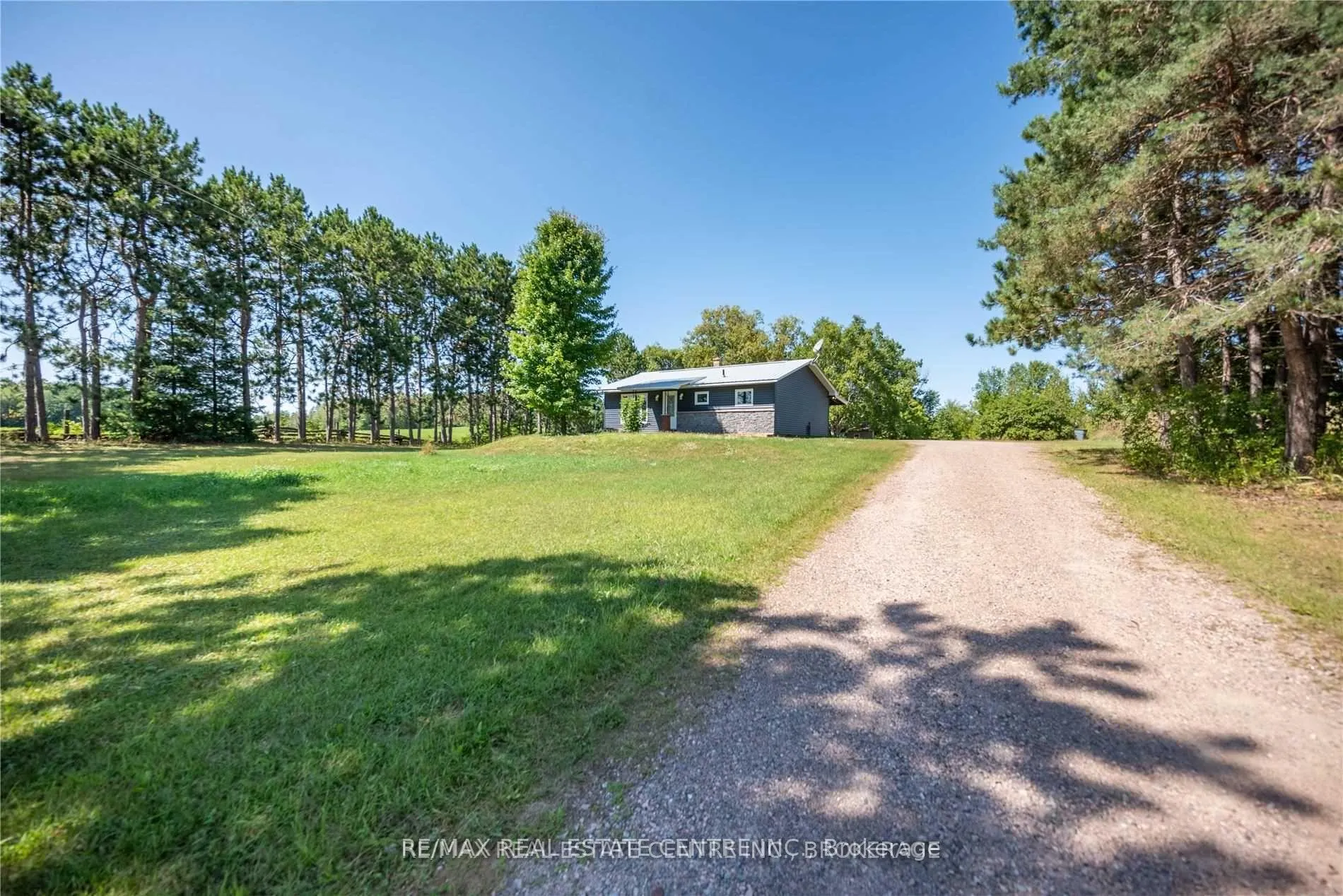 Photo 1 of 814 Sand Road, Bonnechere Valley, Eganville/Bonnechere Twp — HOMEH