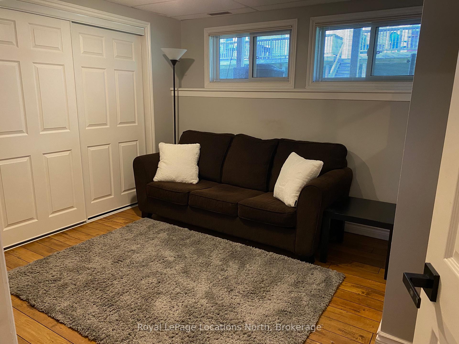 Photo 7 of 51 Lighthouse Lane W, Collingwood — HOMEH