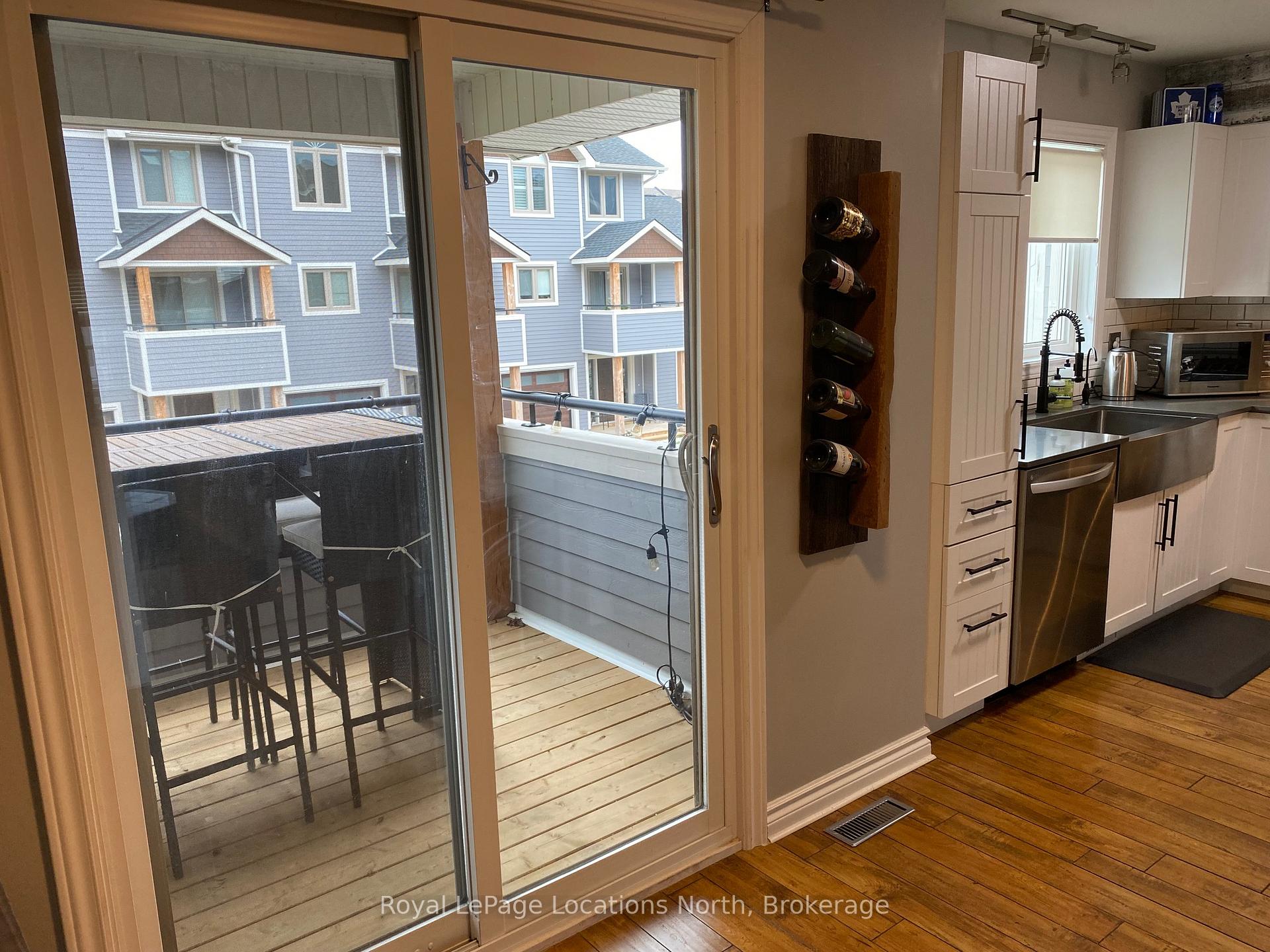 Photo 16 of 51 Lighthouse Lane W, Collingwood — HOMEH