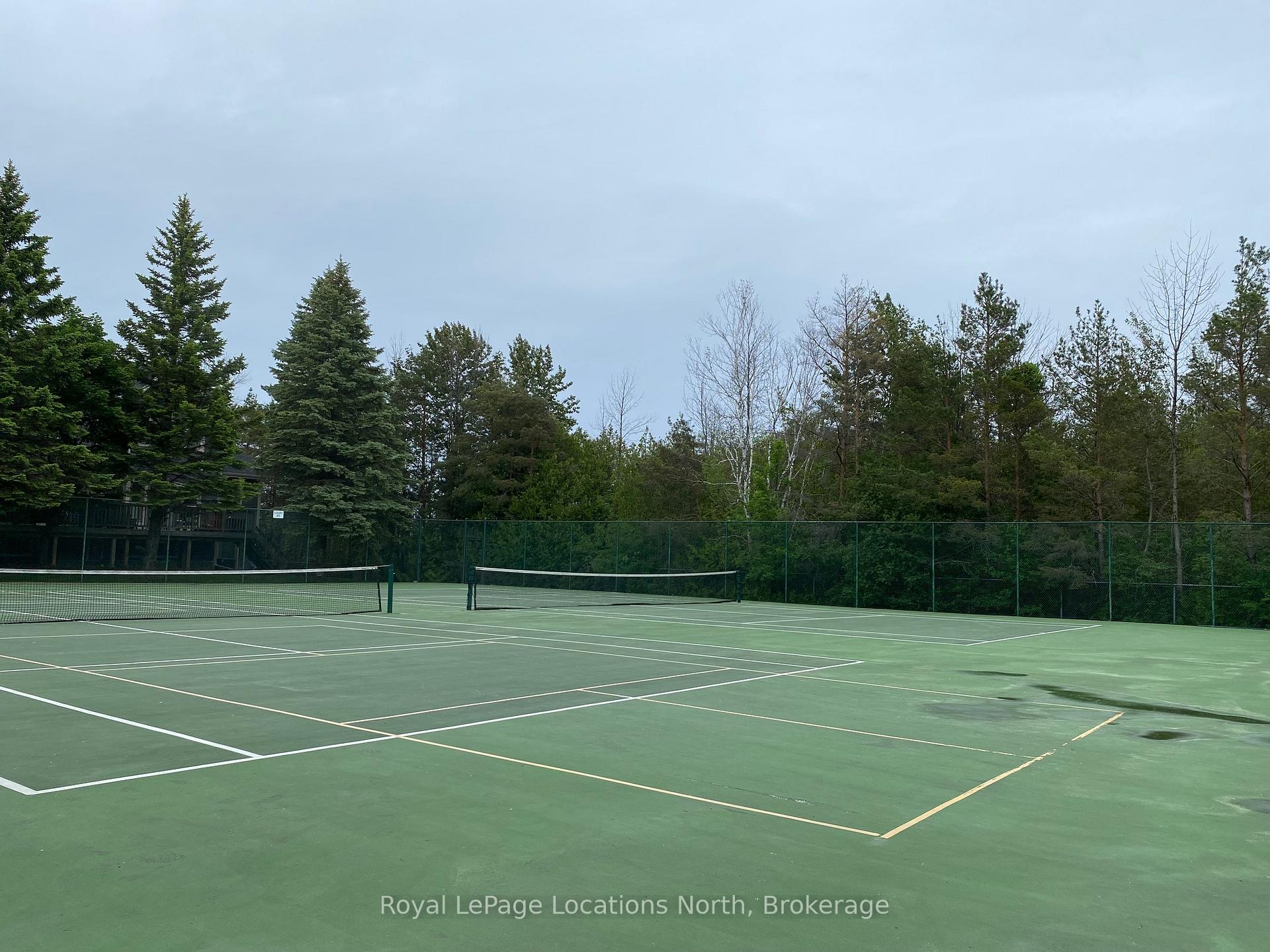 Photo 26 of 51 Lighthouse Lane W, Collingwood — HOMEH