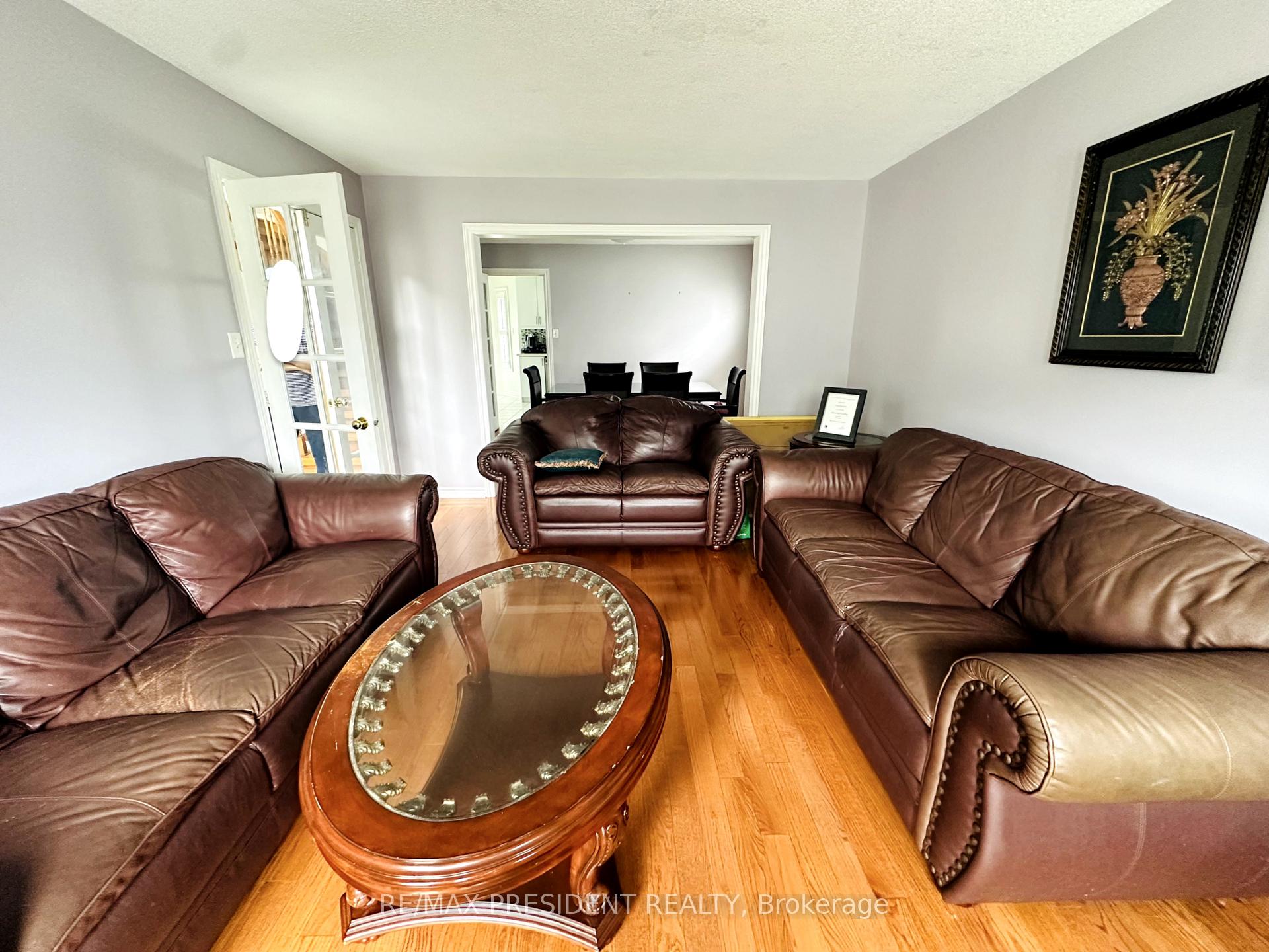 Photo 9 of 16 Eaglestone Lane, Barrie, Ardagh — HOMEH