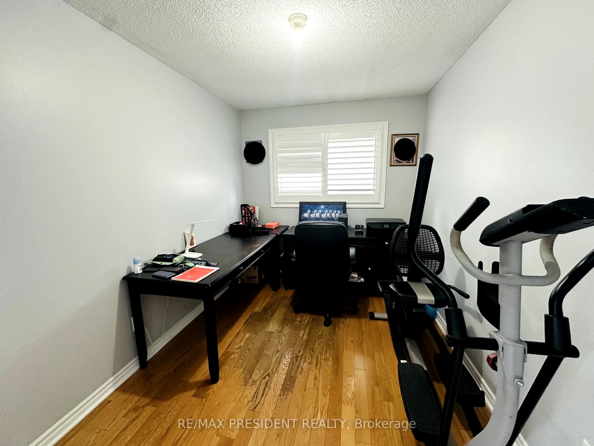 Photo 10 of 16 Eaglestone Lane, Barrie, Ardagh — HOMEH