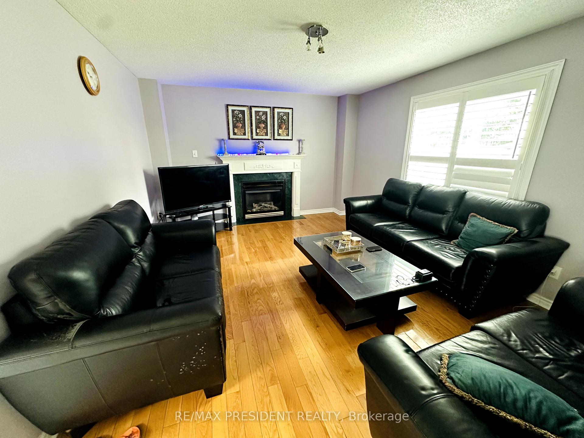 Photo 11 of 16 Eaglestone Lane, Barrie, Ardagh — HOMEH
