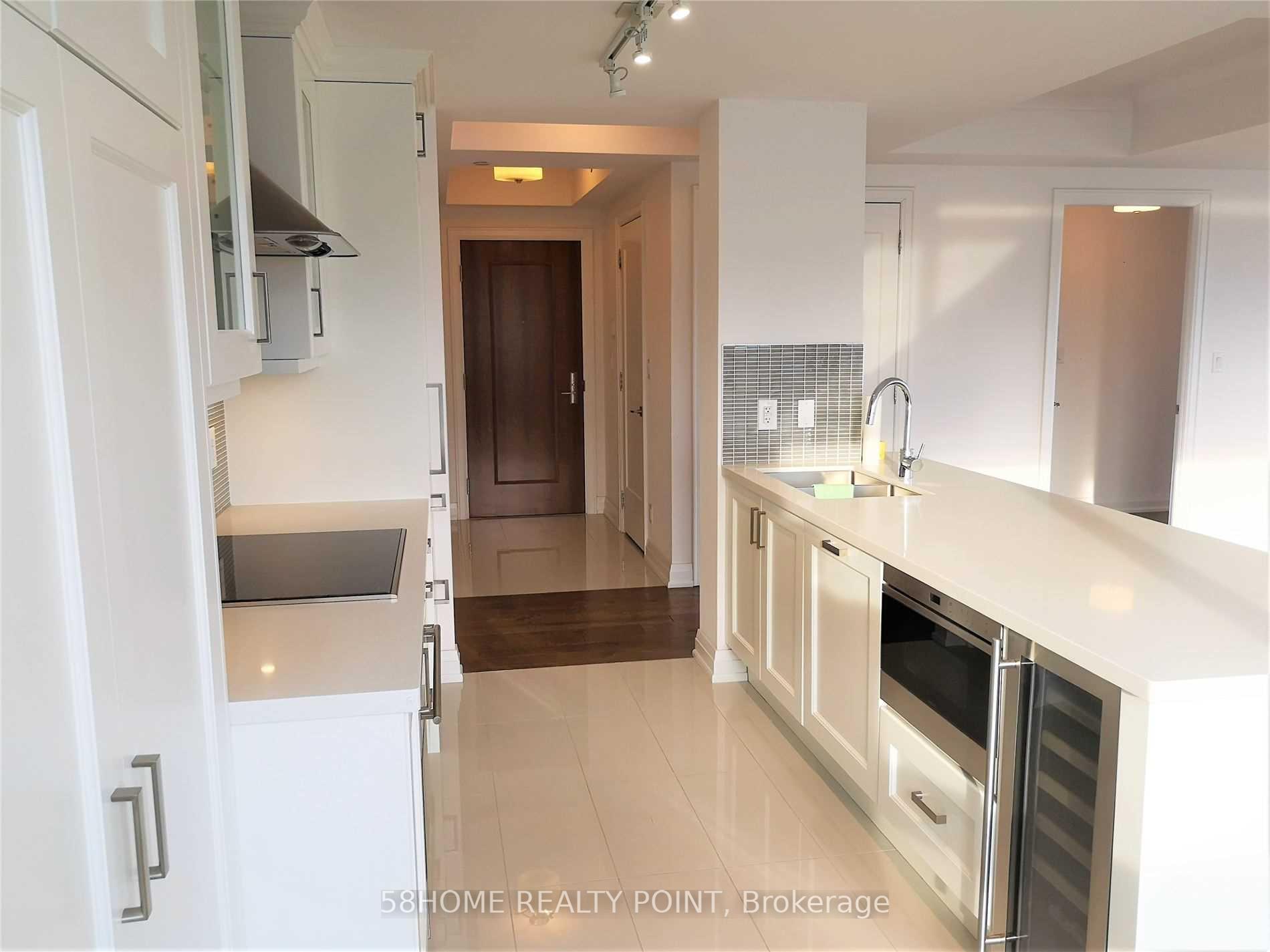 Photo 4 of Unit 803, 15 Stollery Pond Crescent, Markham, Angus Glen — HOMEH