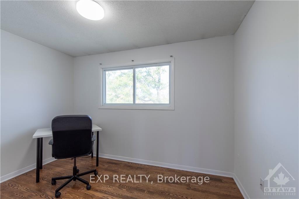 Photo 17 of 2264 Russell Road, Ottawa, Hawthorne Meadows — HOMEH