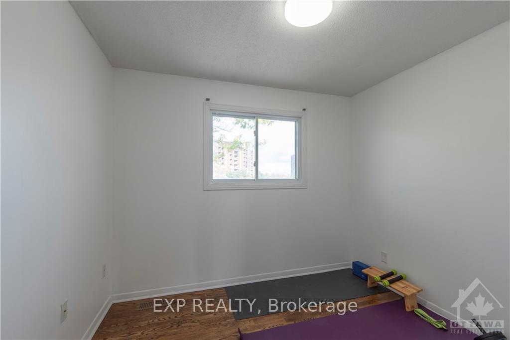 Photo 19 of 2264 Russell Road, Ottawa, Hawthorne Meadows — HOMEH