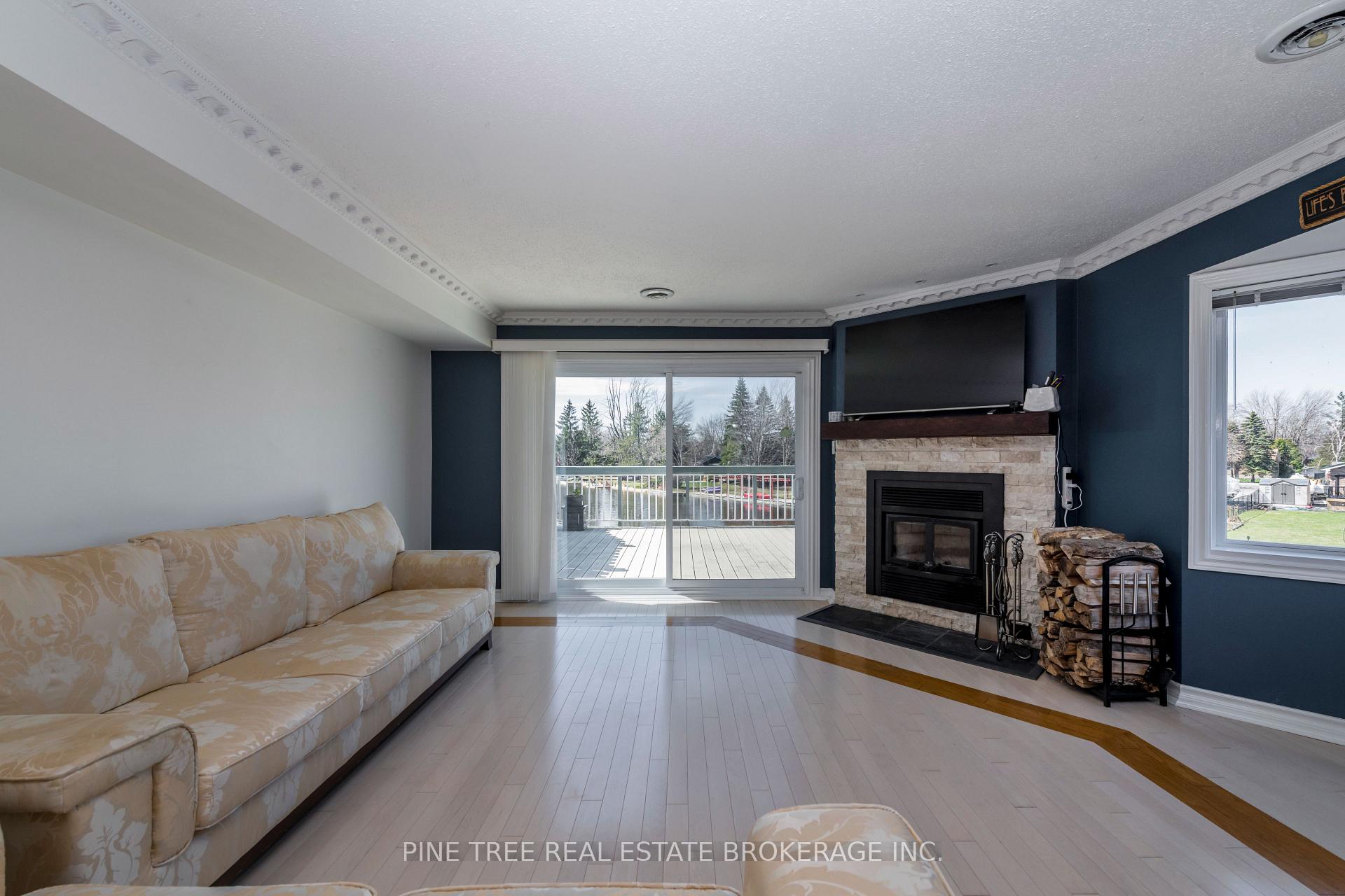 Photo 11 of Unit 16, 30 Laguna Parkway, Ramara, Brechin — HOMEH