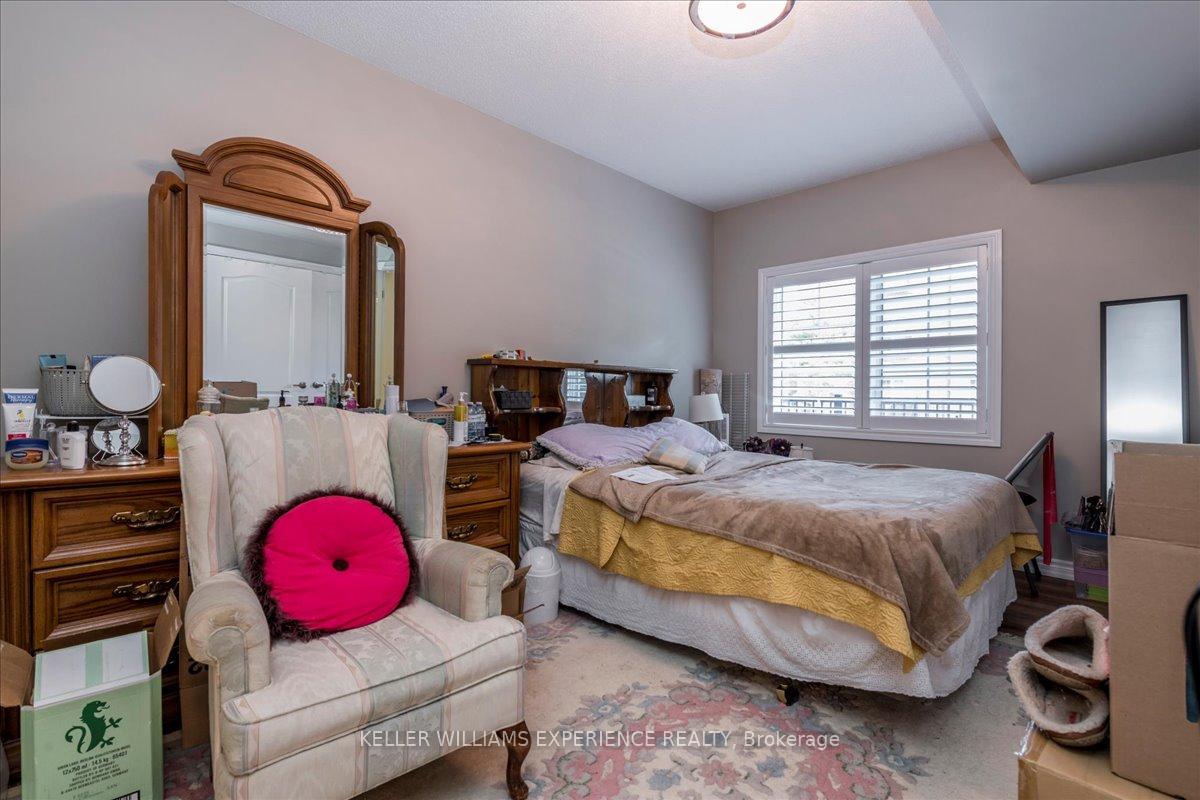 Photo 8 of Unit 102, 41 Ferndale Drive S, Barrie, Ardagh — HOMEH